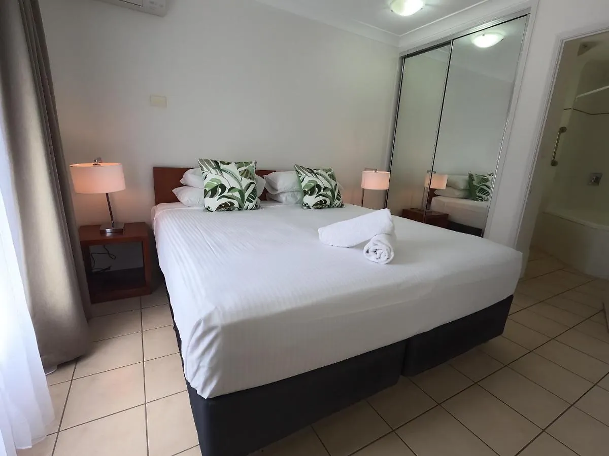 Central Plaza Port Douglas 4*,