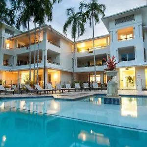 Aparthotel Mandalay Luxury Beachfront, Port Douglas